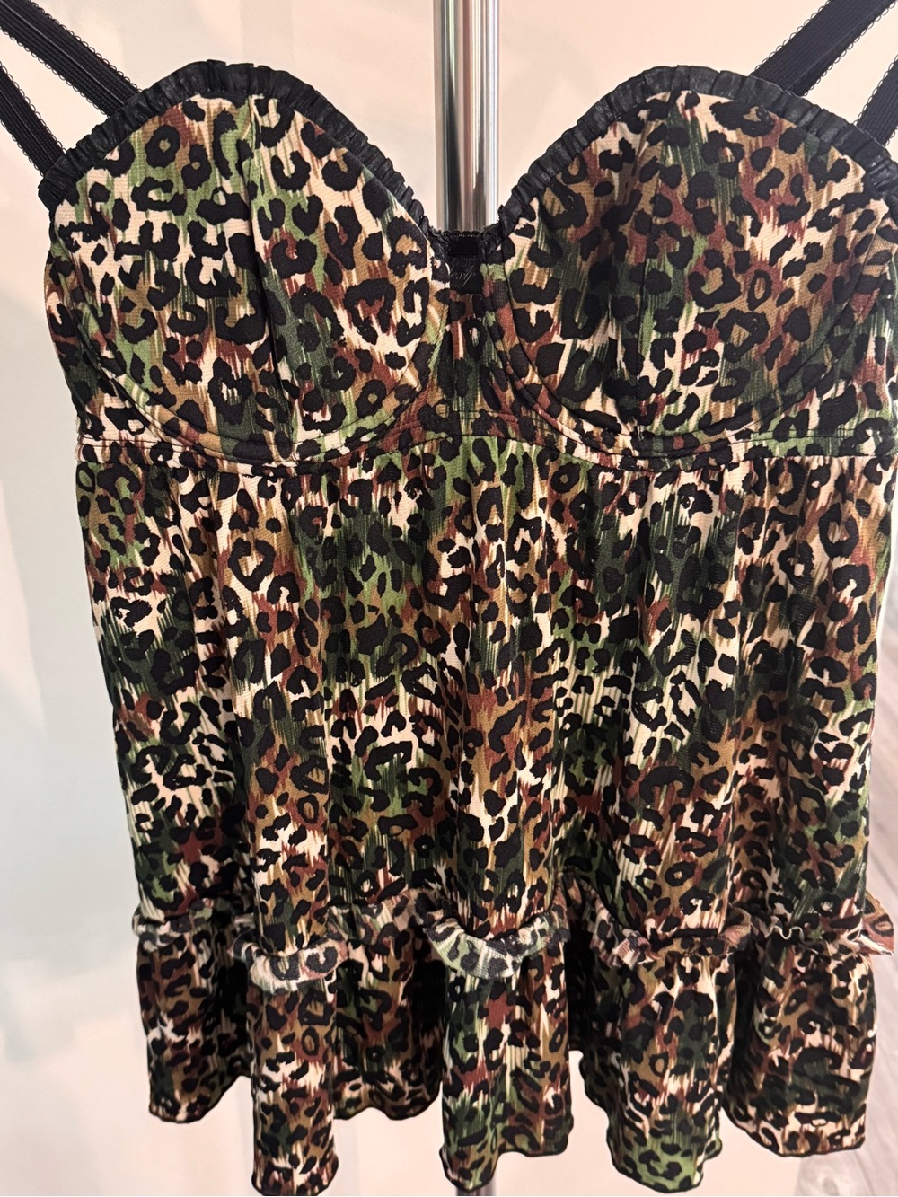 smart & sexy Leopard Print Ruffle Cami Top - Green/Brown/Black